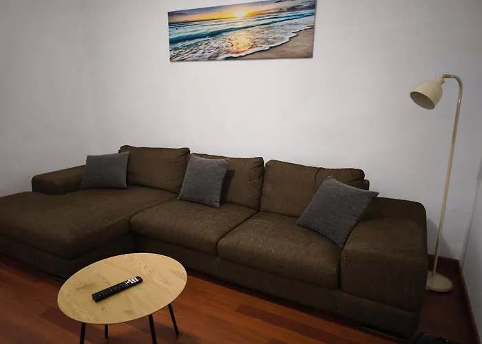 Feriehus Auditorium And Canteras Paradise